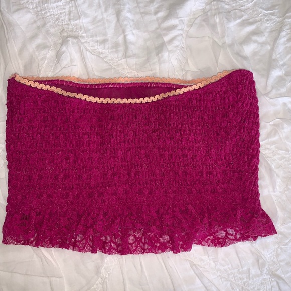 Cute ruched Lacey tube top - Picture 2 of 3